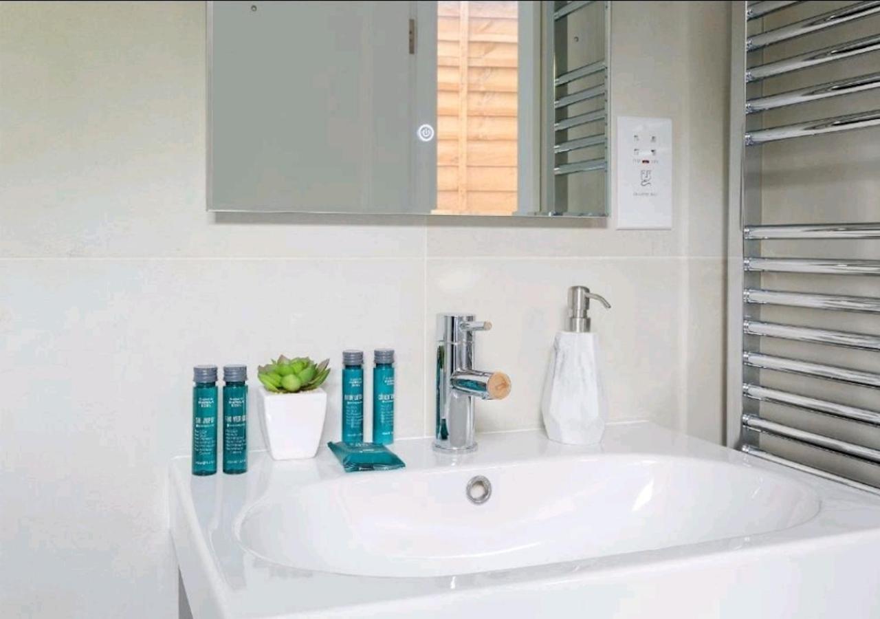 Deluxe Central London North Apartment מראה חיצוני תמונה